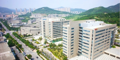政策依賴下的數字文化創意 小鎮開發商的商業模式困局與破局者