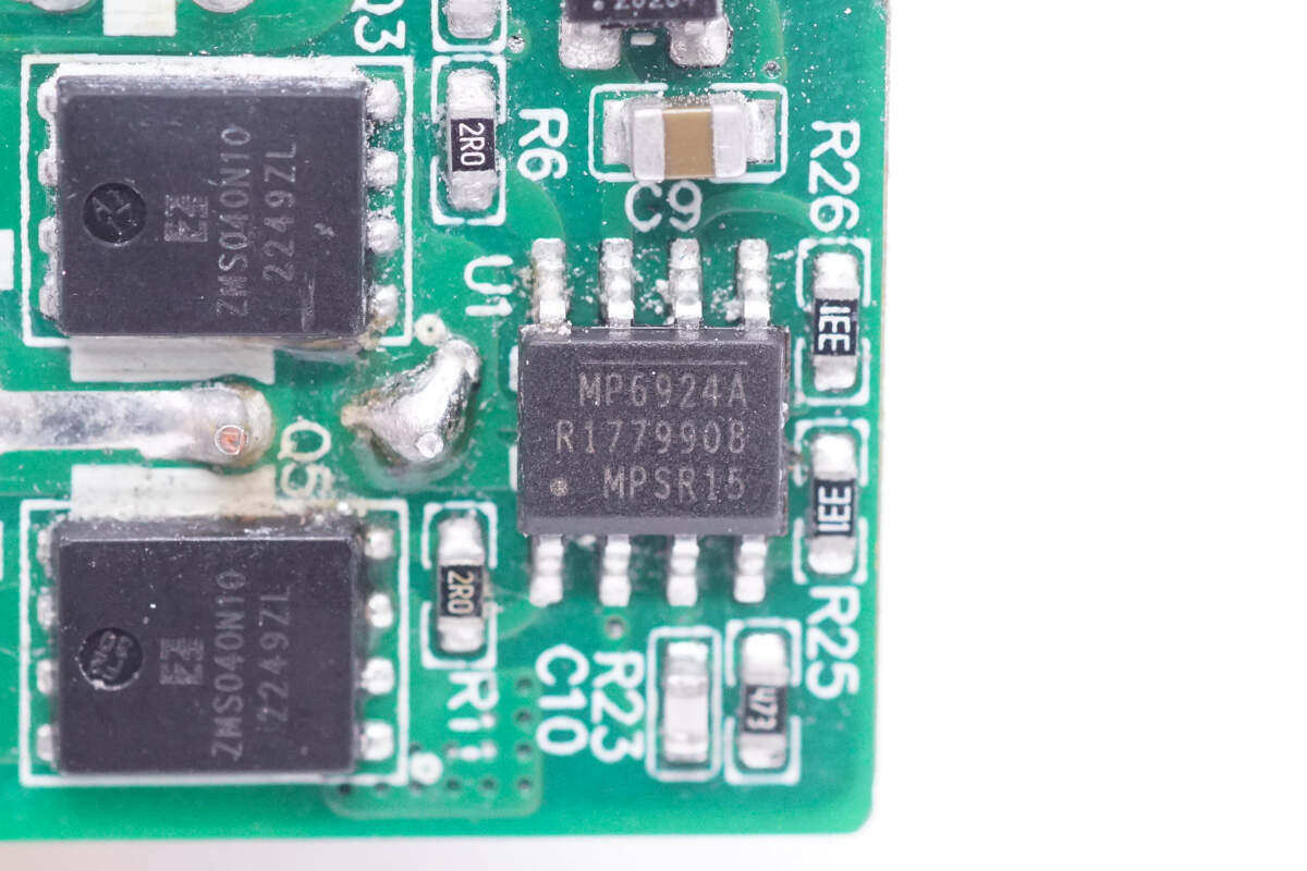 140W快充新軍登場(chǎng) 拆解探秘，看工廠研發(fā)如何重塑市場(chǎng)格局