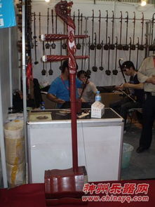 天津成韻民族樂器廠2010北京樂器展會(huì)現(xiàn)場 巧匠與悠揚(yáng)盛于時(shí)代同頻